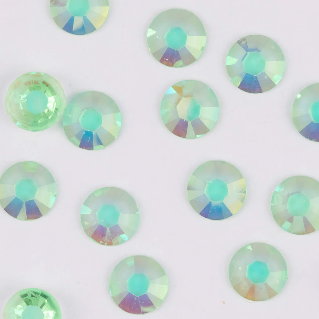 Transparent Grass Green AB Resin Rhinestones - Worthofbest